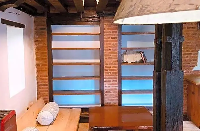 Hotel Traditional 1 Bhk Apt1, Humble Home, Patan