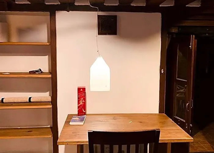 Traditional 1 Bhk Apt1, Humble Home, Patan Hotel