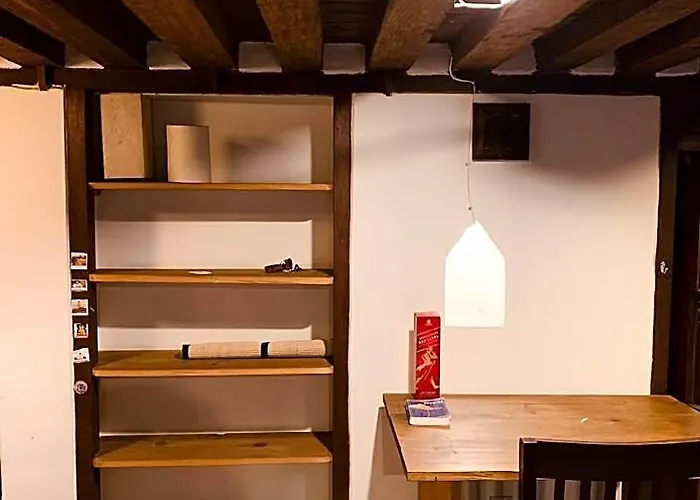 Traditional 1 Bhk Apt1, Humble Home, Patan Hotel